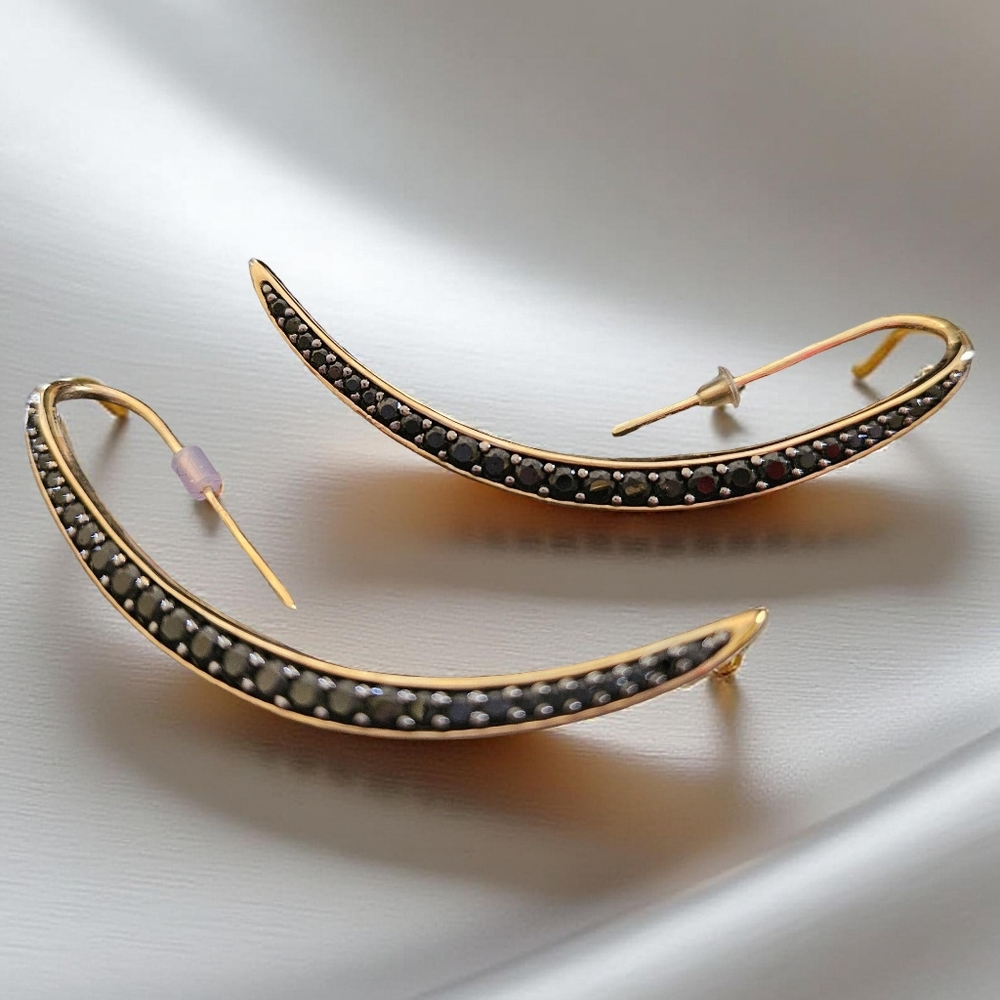 Black Spinel 925 Sterling Silver Curved Earrings